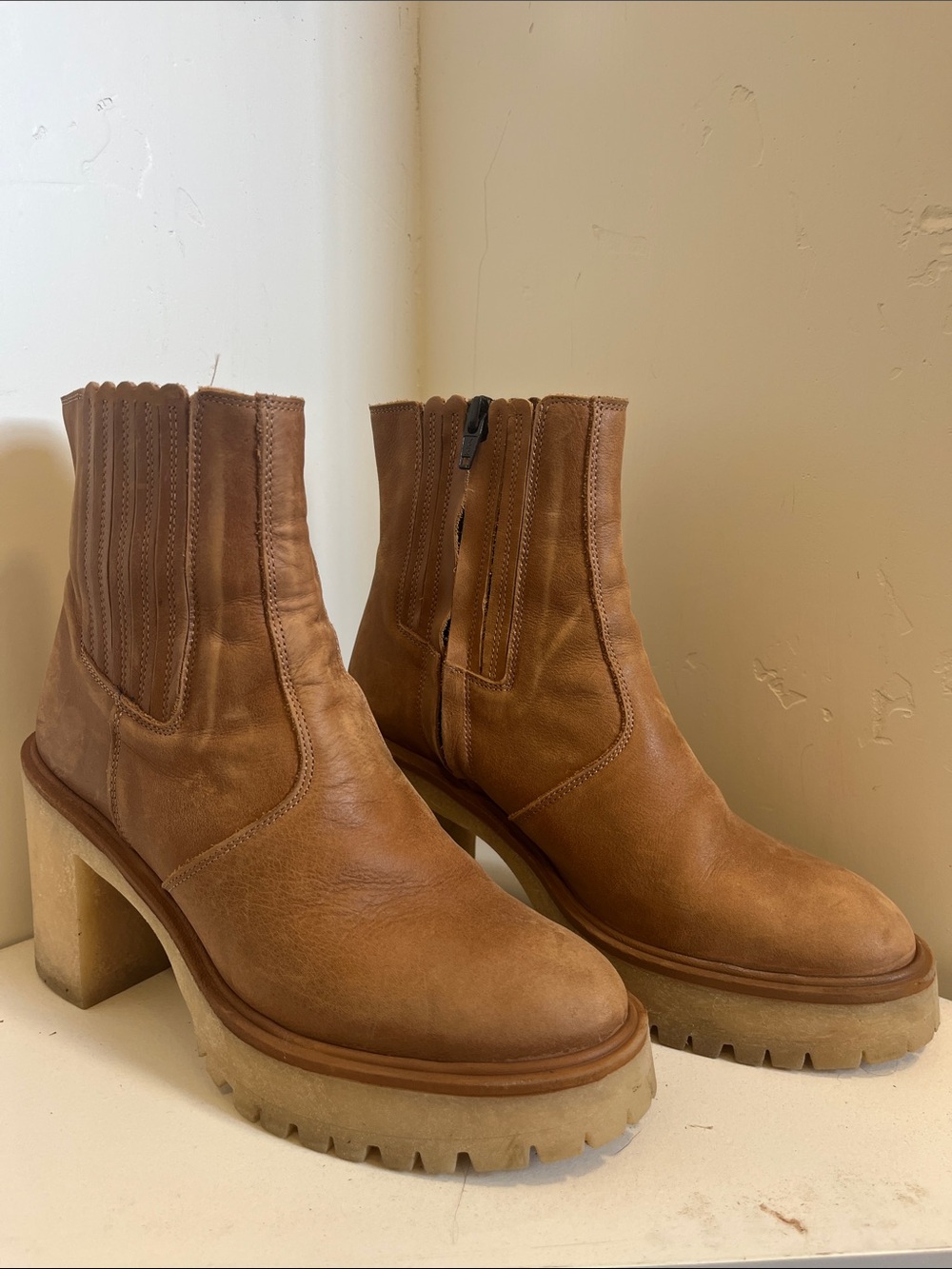 Free People James Chelsea Tan Leather Chunky-Heel Ankle Boots